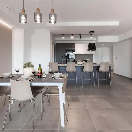 Offshore Modern In Paceville * Saint Julian's