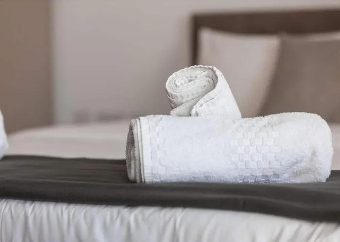 Offshore Modern In Paceville Saint Julian's