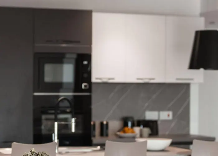 Apartment Offshore Modern In Paceville Saint Julian's