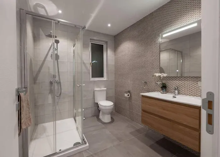 Offshore Modern In Paceville * Saint Julian's